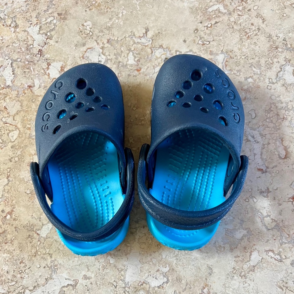 Crocs Blue Baby Clogs size 4